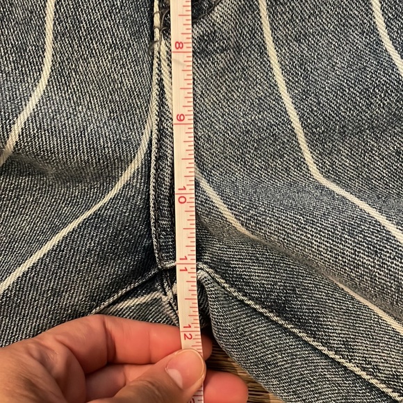 Pac Sun size 26 mom jeans - Picture 4 of 7